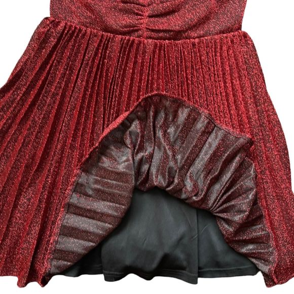 New NWTLulu’s Medium Shine Tonight Red Sparkly Pleated Skater Dress Notch Neck M - Picture 11 of 16